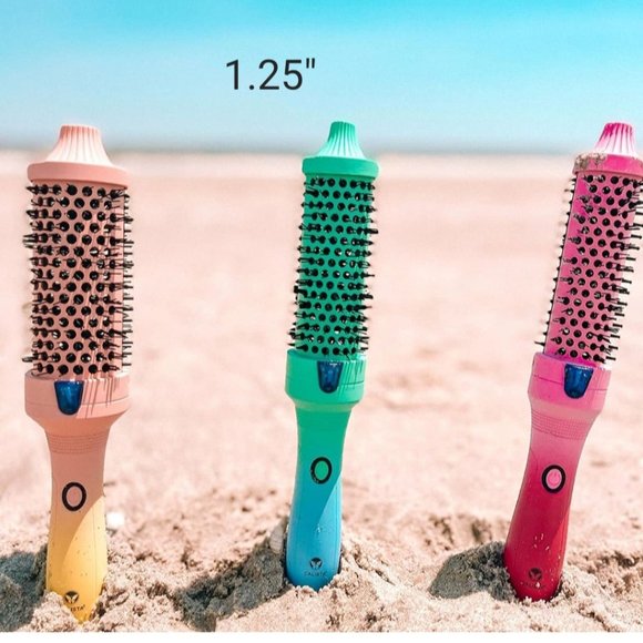 Calista FAUXblo Thermal Brush 1.25"  Professional Styling Brush, Burn-Free Soft - Picture 5 of 5